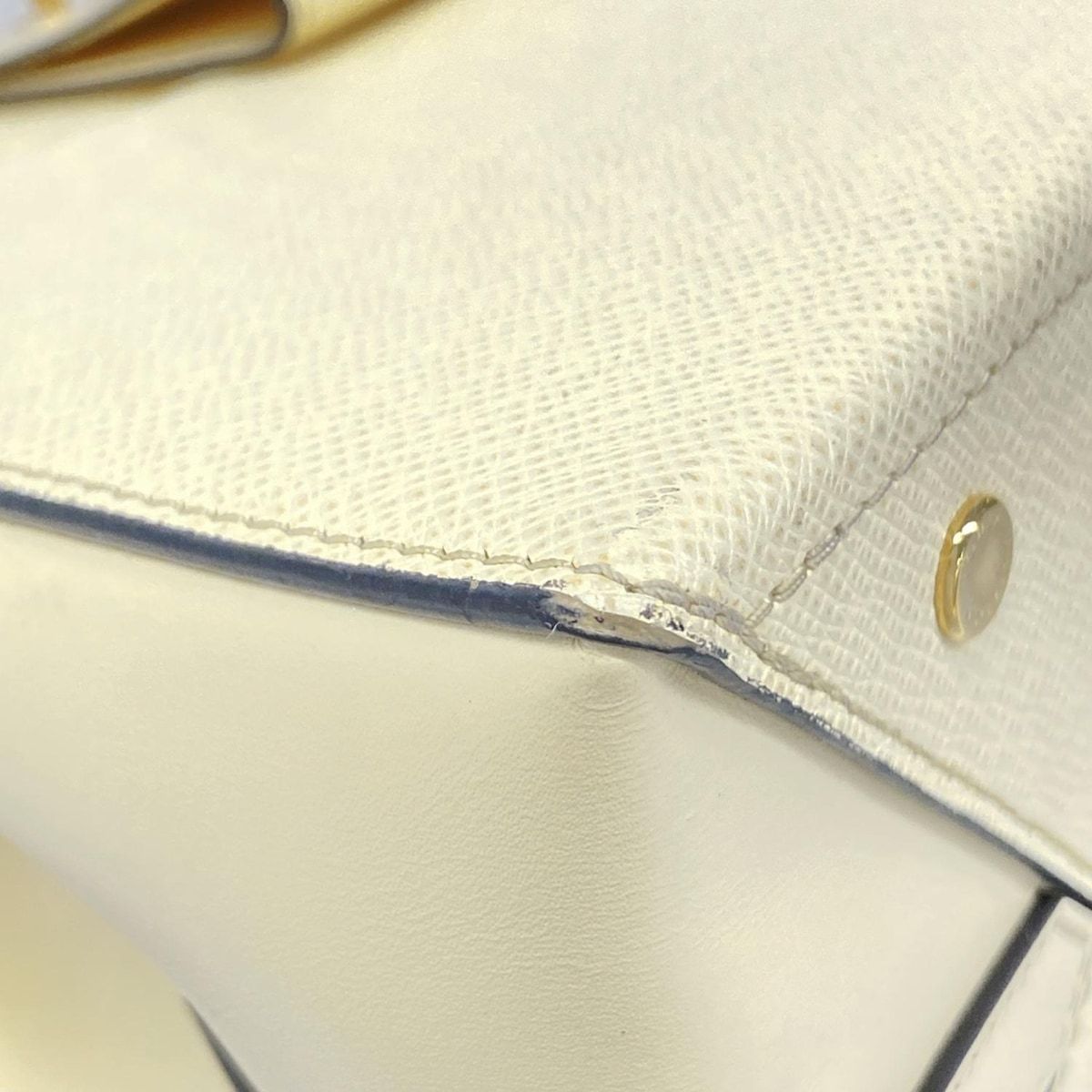 Louis Vuitton Handbag Taiga City Frame Ivory Leather — view 6