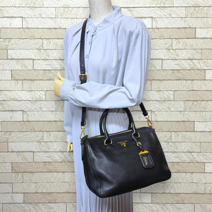 Prada Vitello Phoenix Shoulder Bag Leather Black — view 2