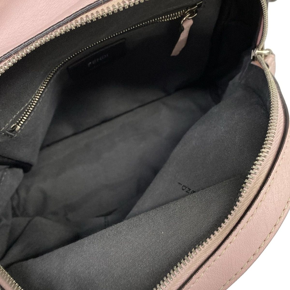 Fendi Shoulder Bag Bolsa Vit Dolce Light Pink Studs Leather — view 7