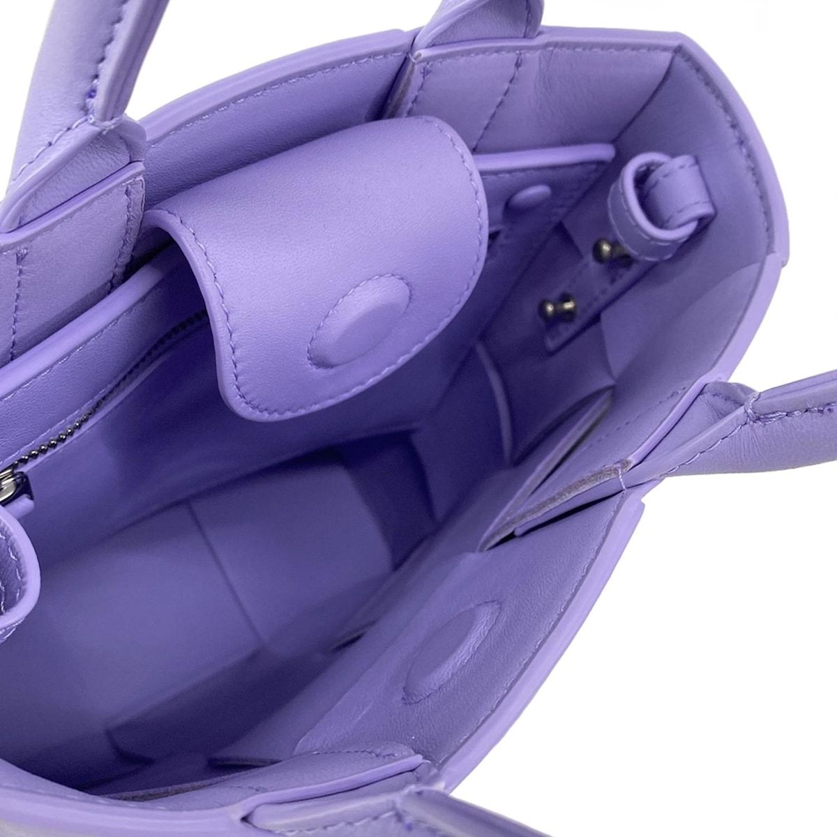 Bottega Veneta Tote Cassette Light Purple Leather — view 7