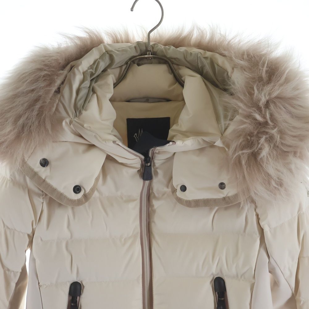 Moncler Grenoble Arcesaz Down Jacket White — view 3