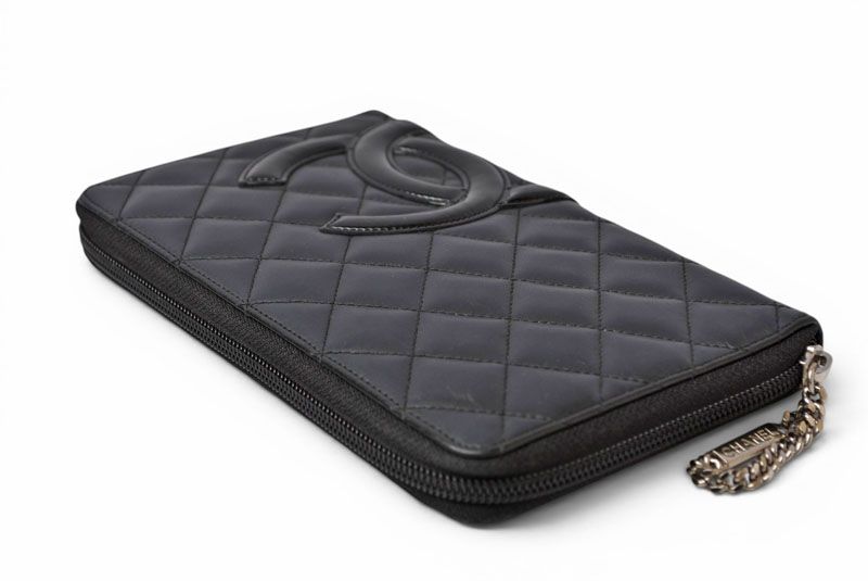 Chanel Wallet Multi Cambon Zipper Style Black — view 2