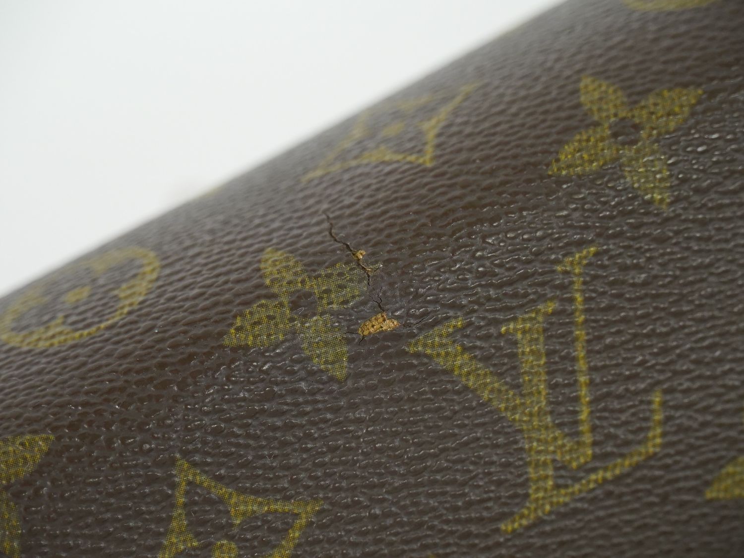 Louis Vuitton LV Cartouchiere 26 GM Monogram Shoulder Bag Pochette Brown — view 7