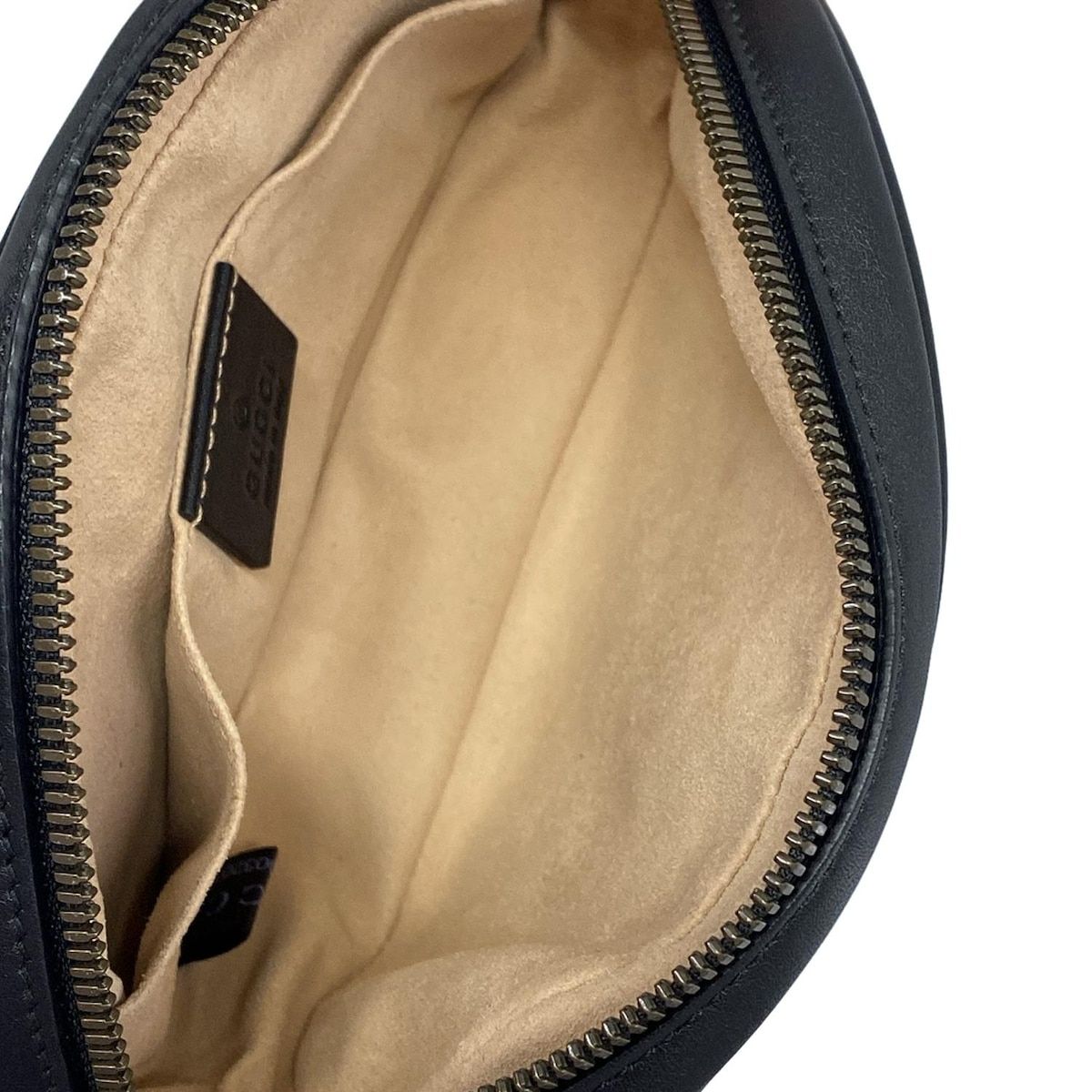 Gucci Waist Pouch GG Marmont Quilted Leather Belt Bag Black — view 7