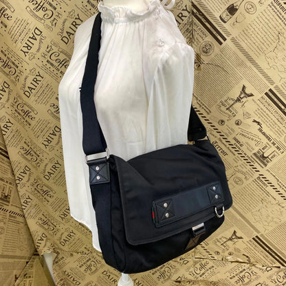 Gucci Sherry Shoulder Bag Canvas Messenger — view 3
