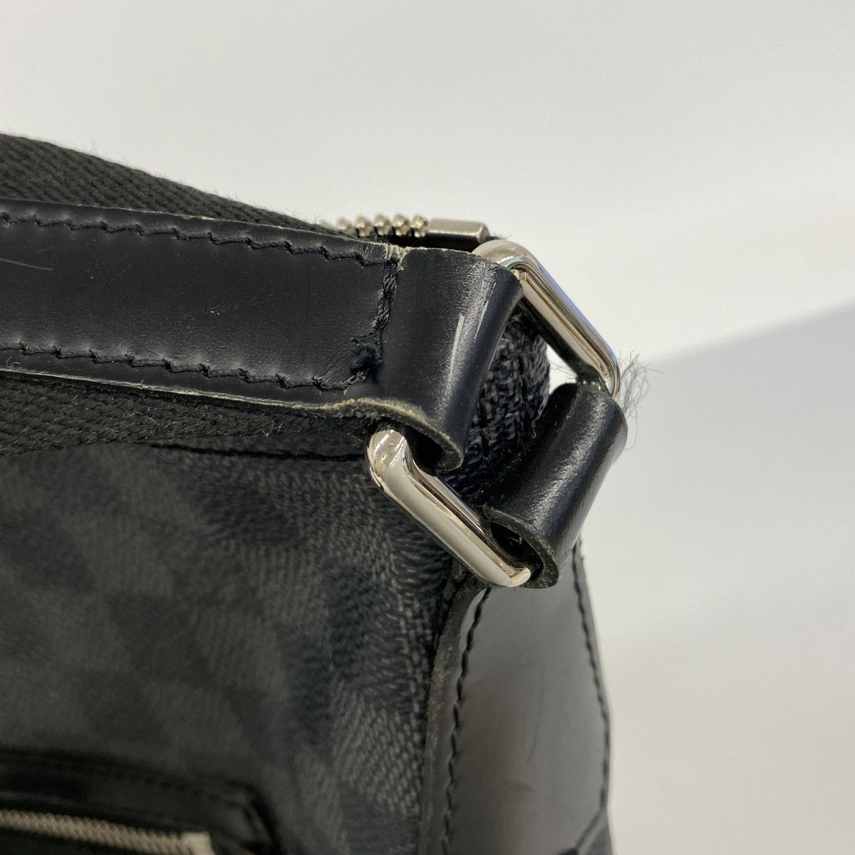 Louis Vuitton Shoulder Bag Damier Graphite Mick MM Black Gray — view 6
