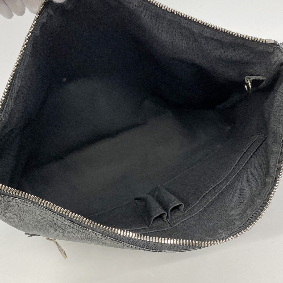 Louis Vuitton Shoulder Bag Damier Graphite Mick MM Black Gray — view 4