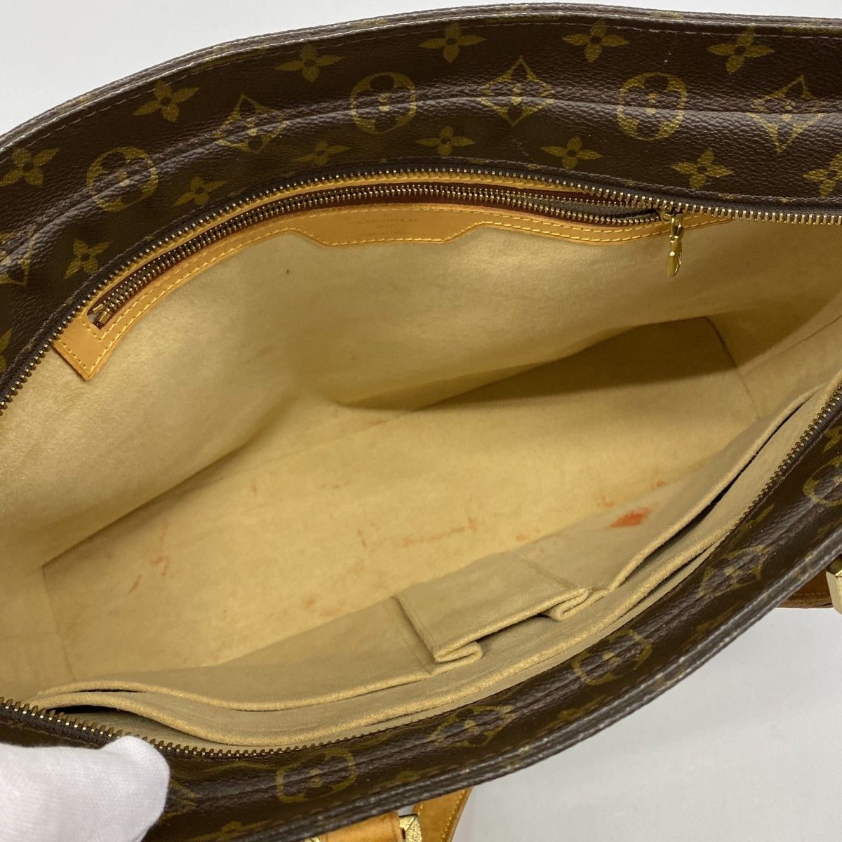 Louis Vuitton Shoulder Bag Monogram Luco Brown — view 4
