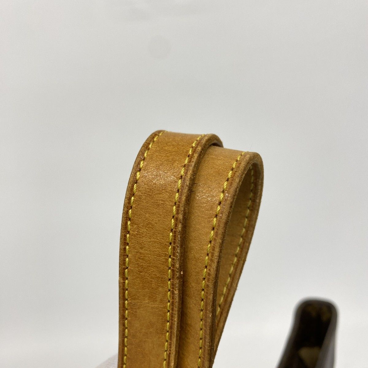 Louis Vuitton Shoulder Bag Monogram Luco Brown — view 9