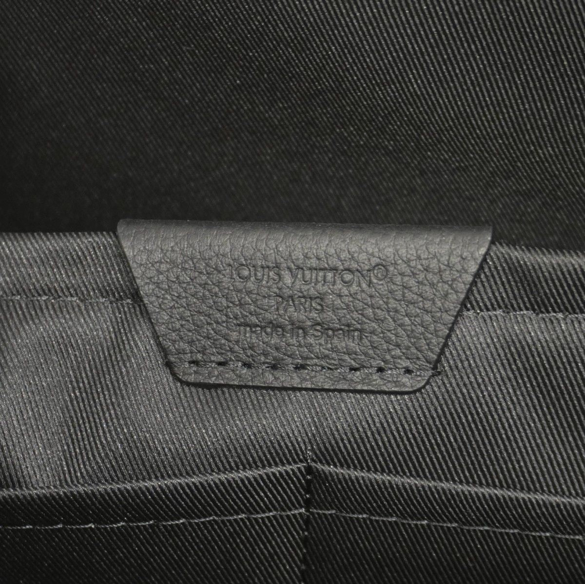 Louis Vuitton Tote Aerogram Cabin Black — view 5