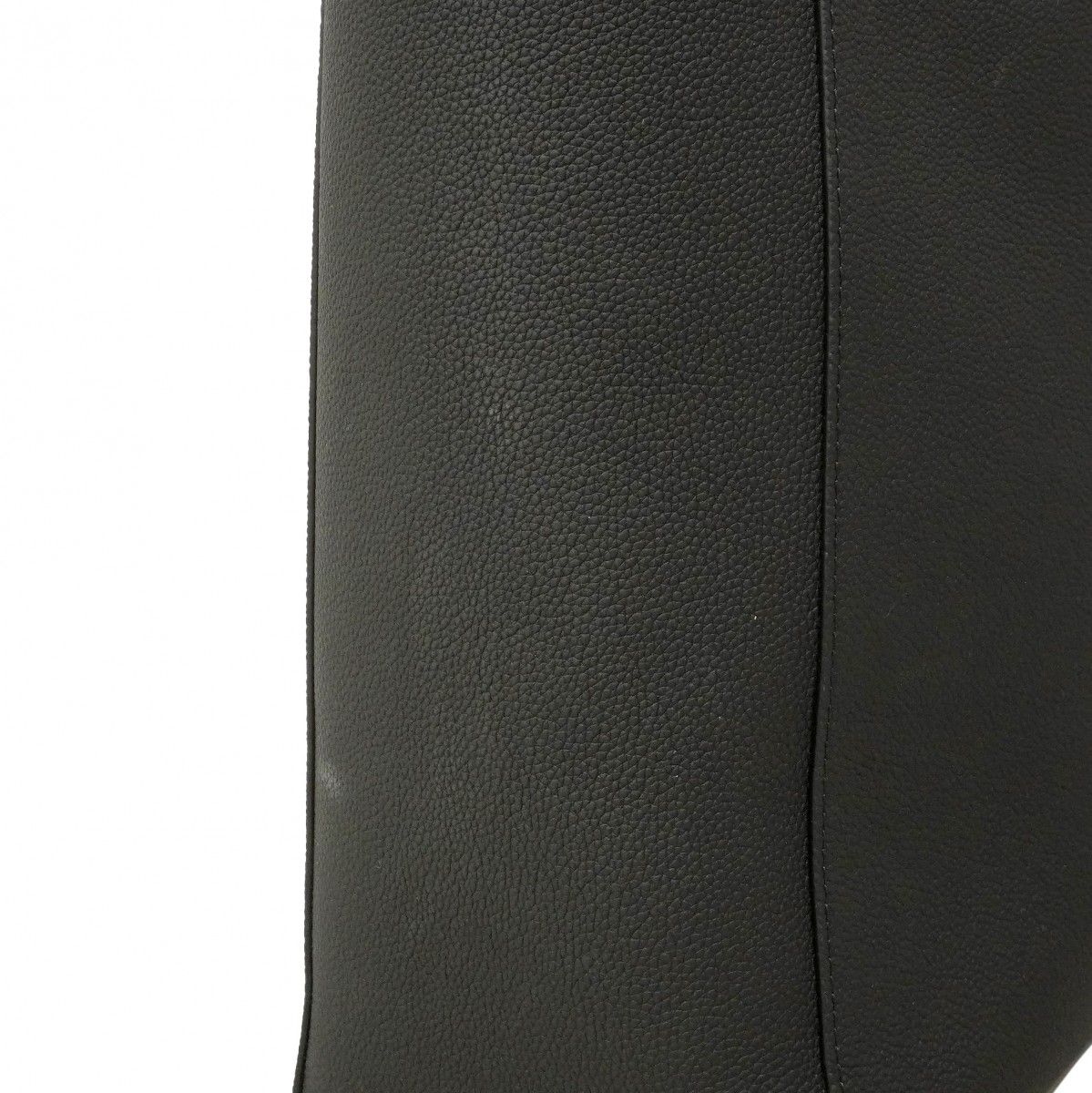 Louis Vuitton Tote Aerogram Cabin Black — view 6