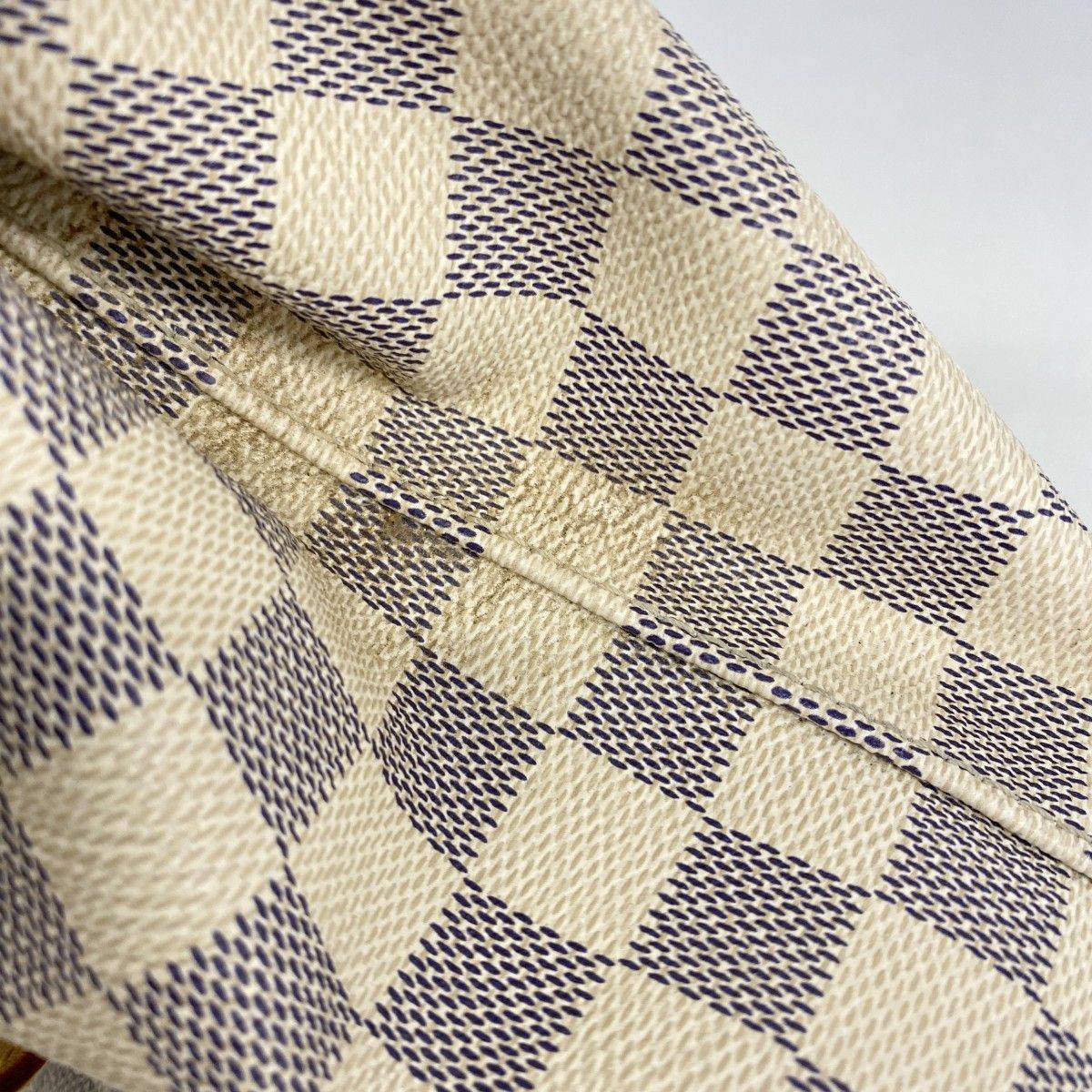 Louis Vuitton Tote Damier Azur Hampstead MM White — view 7