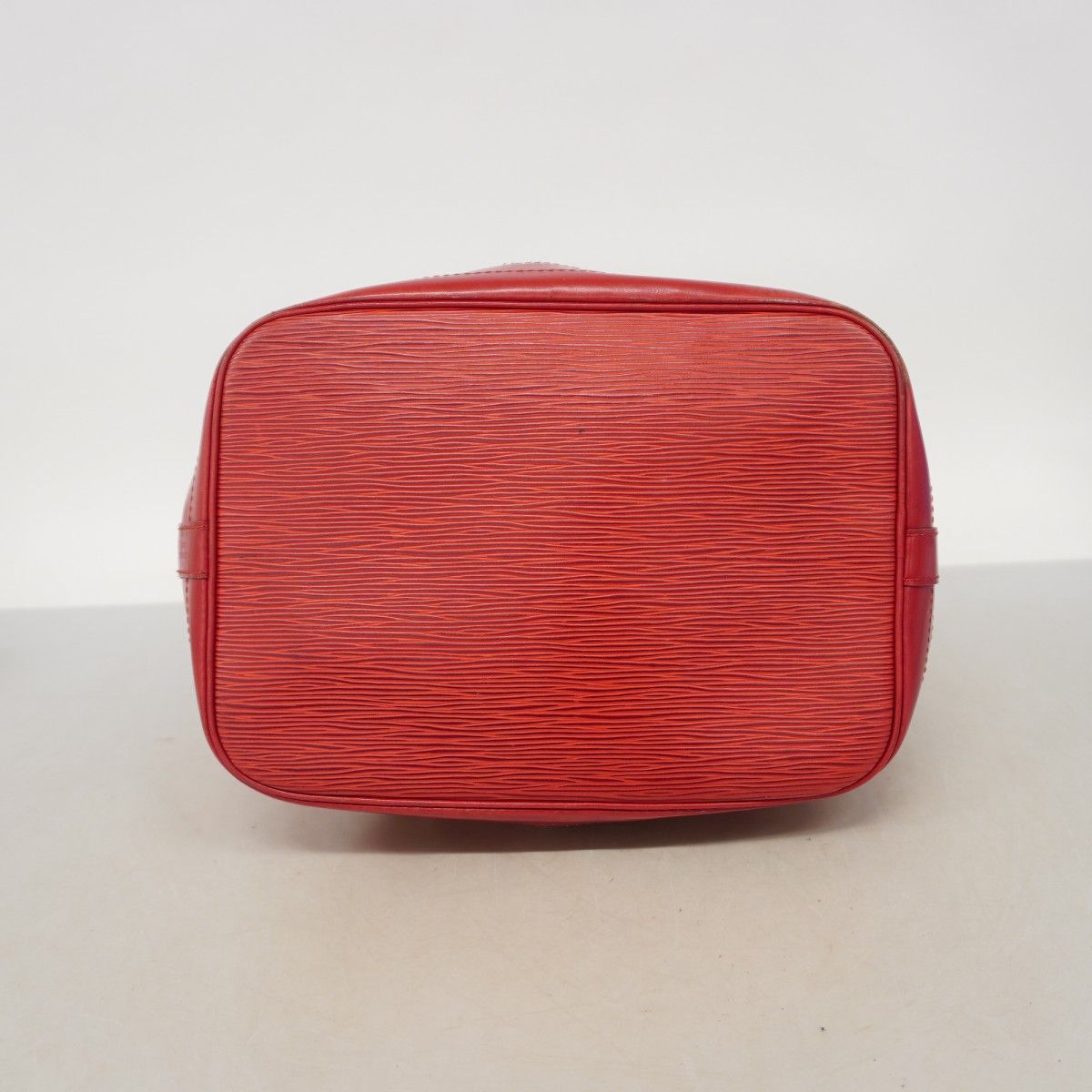 Louis Vuitton Shoulder Bag Epi Noe Castilian Red — view 3