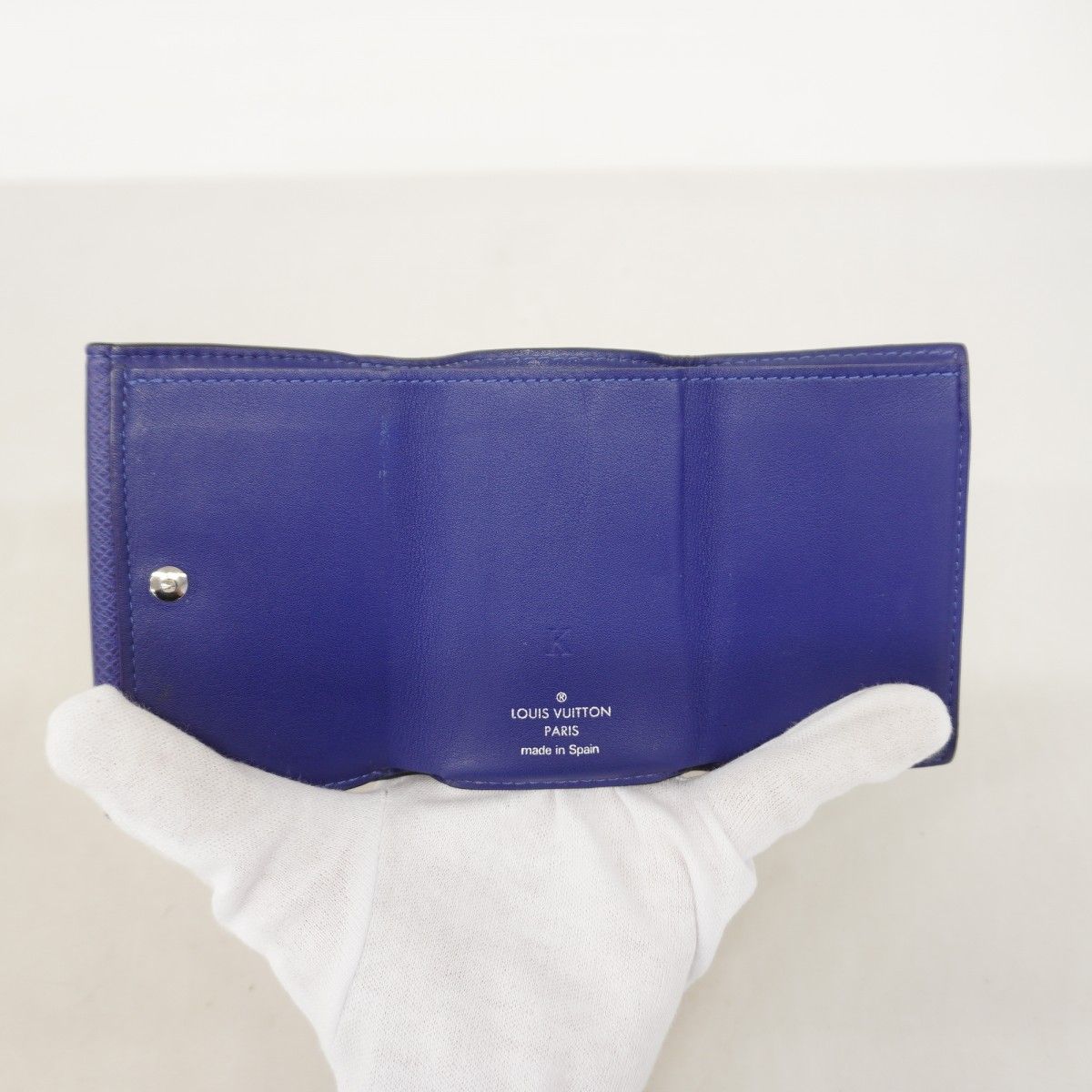 Louis Vuitton Trifold Wallet Taigarama Discovery Compact Blue — view 3