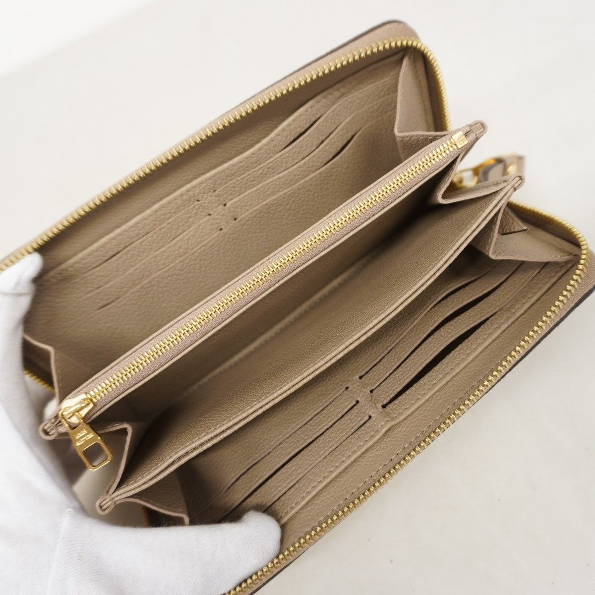 Louis Vuitton Wallet Monogram Empreinte Bicolor Zippy Tourtler Cles — view 3
