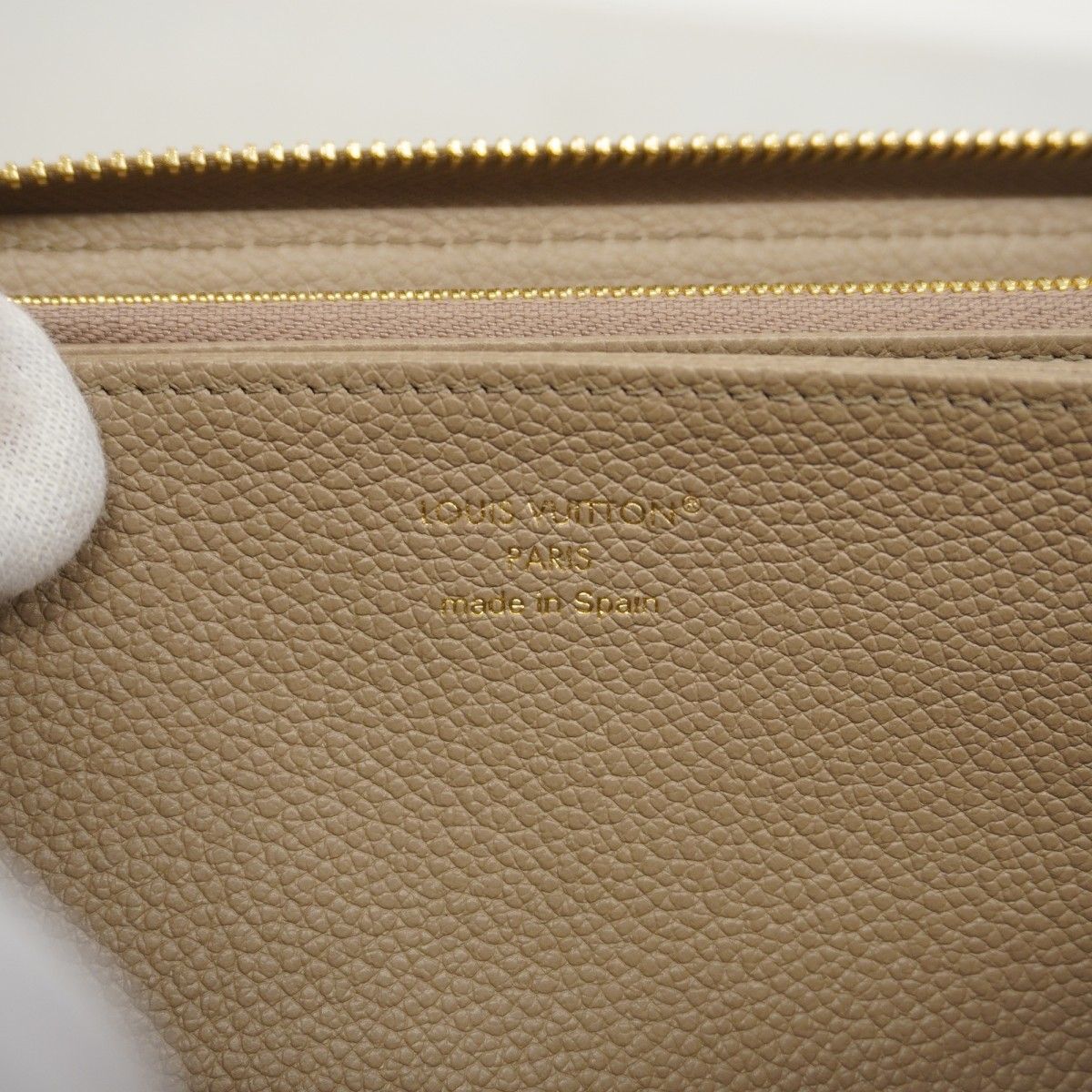 Louis Vuitton Wallet Monogram Empreinte Bicolor Zippy Tourtler Cles — view 4