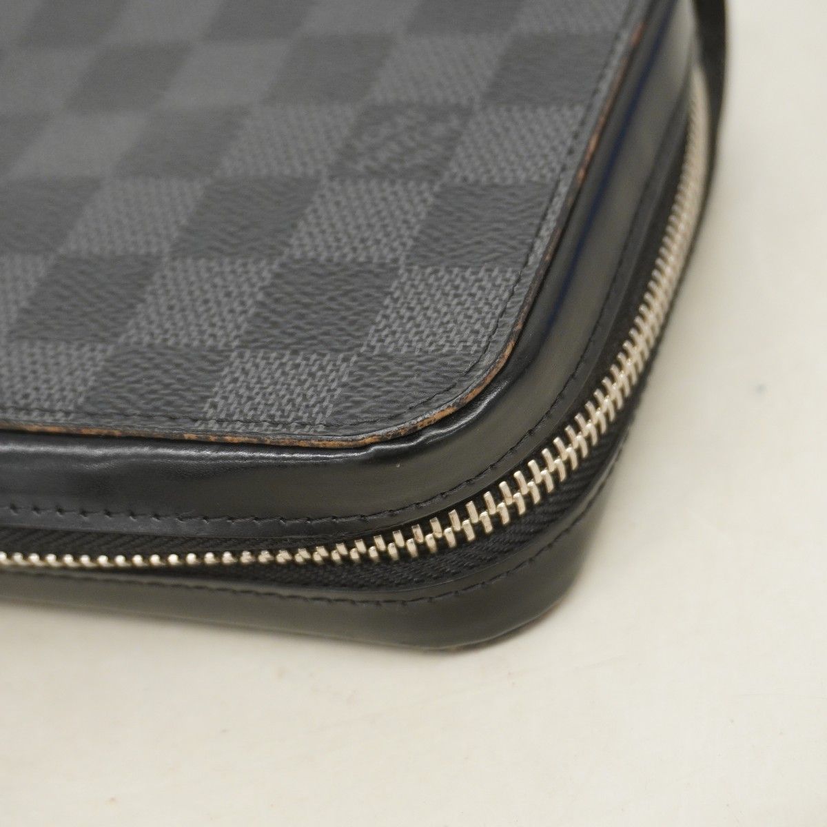 Louis Vuitton Wallet Damier Graphite Zippy XL Black Gray — view 5