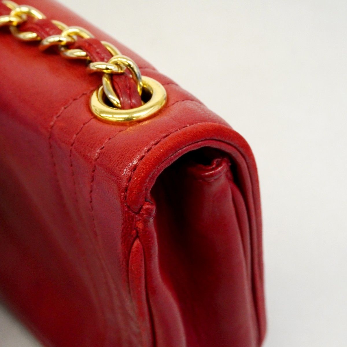 Chanel Shoulder Bag Lambskin Red Gold — view 7