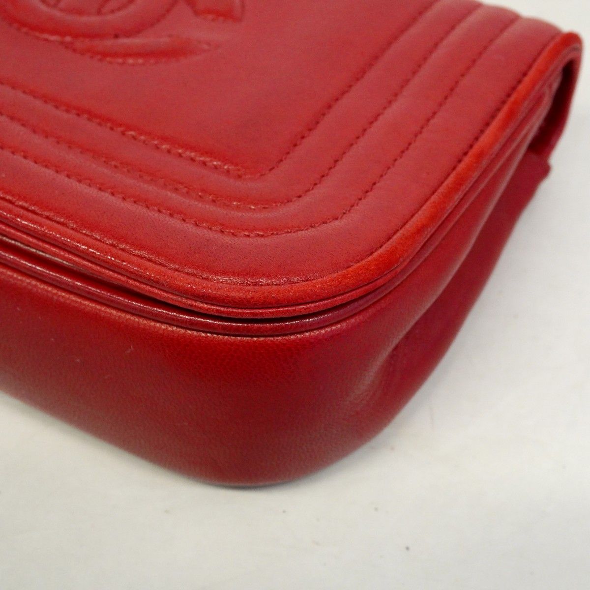Chanel Shoulder Bag Lambskin Red Gold — view 6