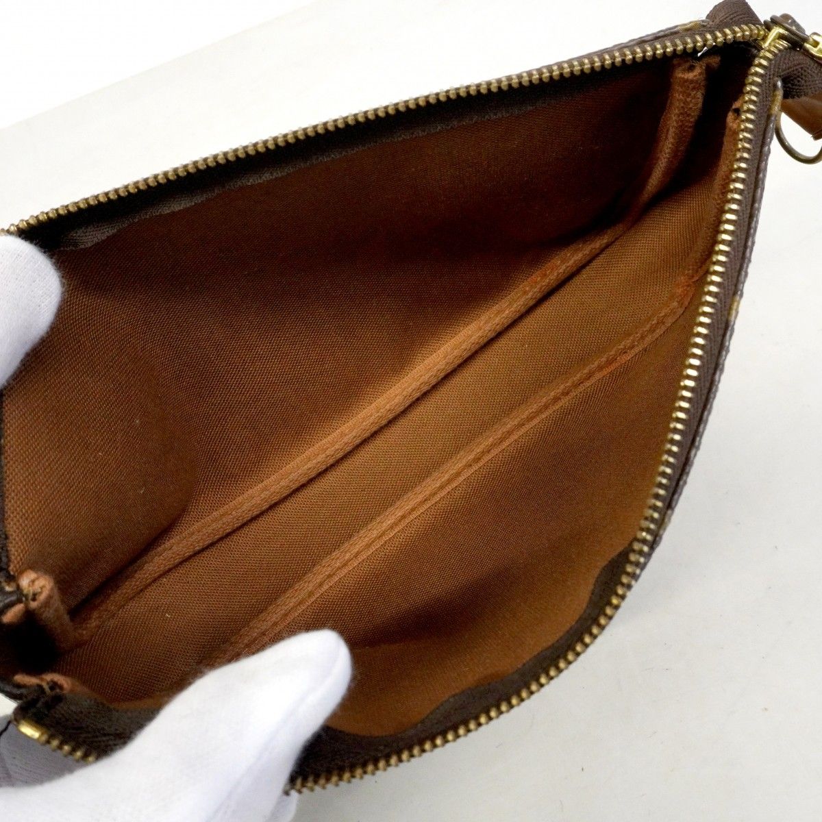 Louis Vuitton Pouch Monogram Pochette Brown — view 4