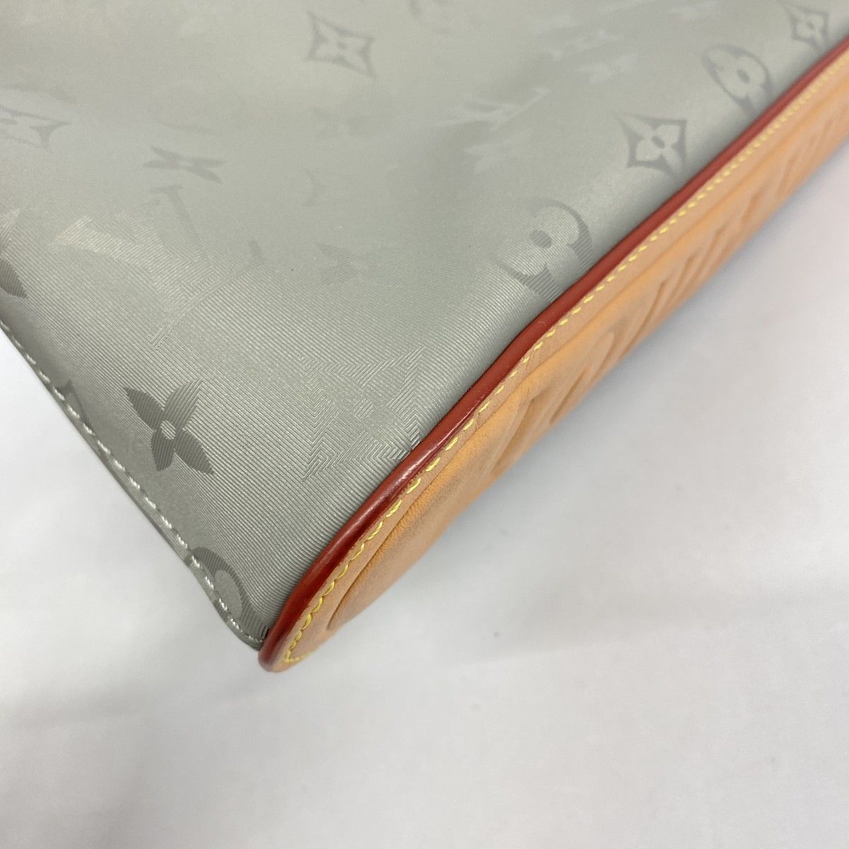 Louis Vuitton Clutch Monogram Titanium Pochette Cosmos Gray — view 7