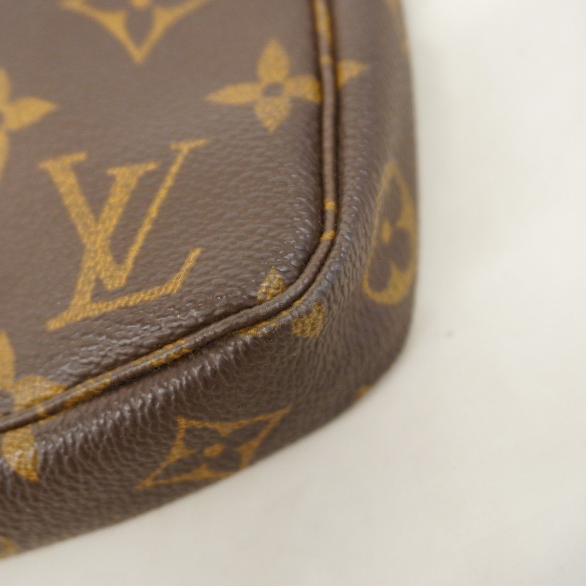 Louis Vuitton Pouch Monogram Pochette Brown — view 7