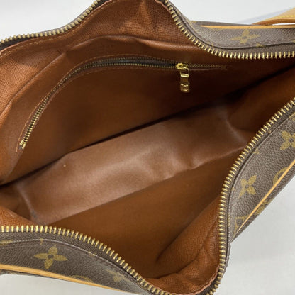 Louis Vuitton Shoulder Bag Monogram Boulogne 30 Brown — view 4