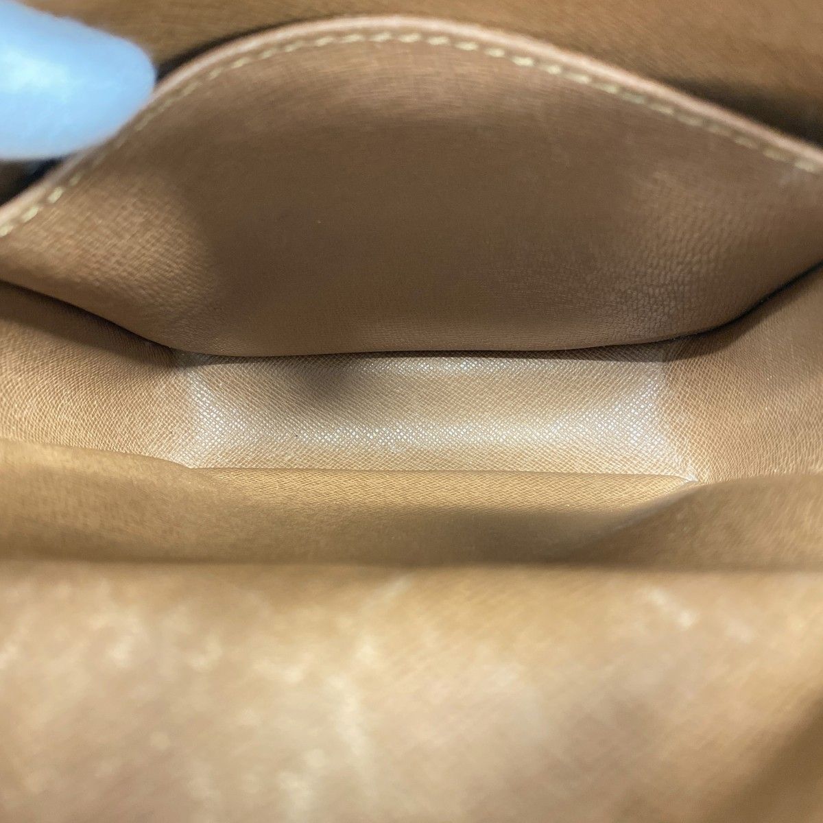 Louis Vuitton Shoulder Bag Monogram Amazon Brown — view 4