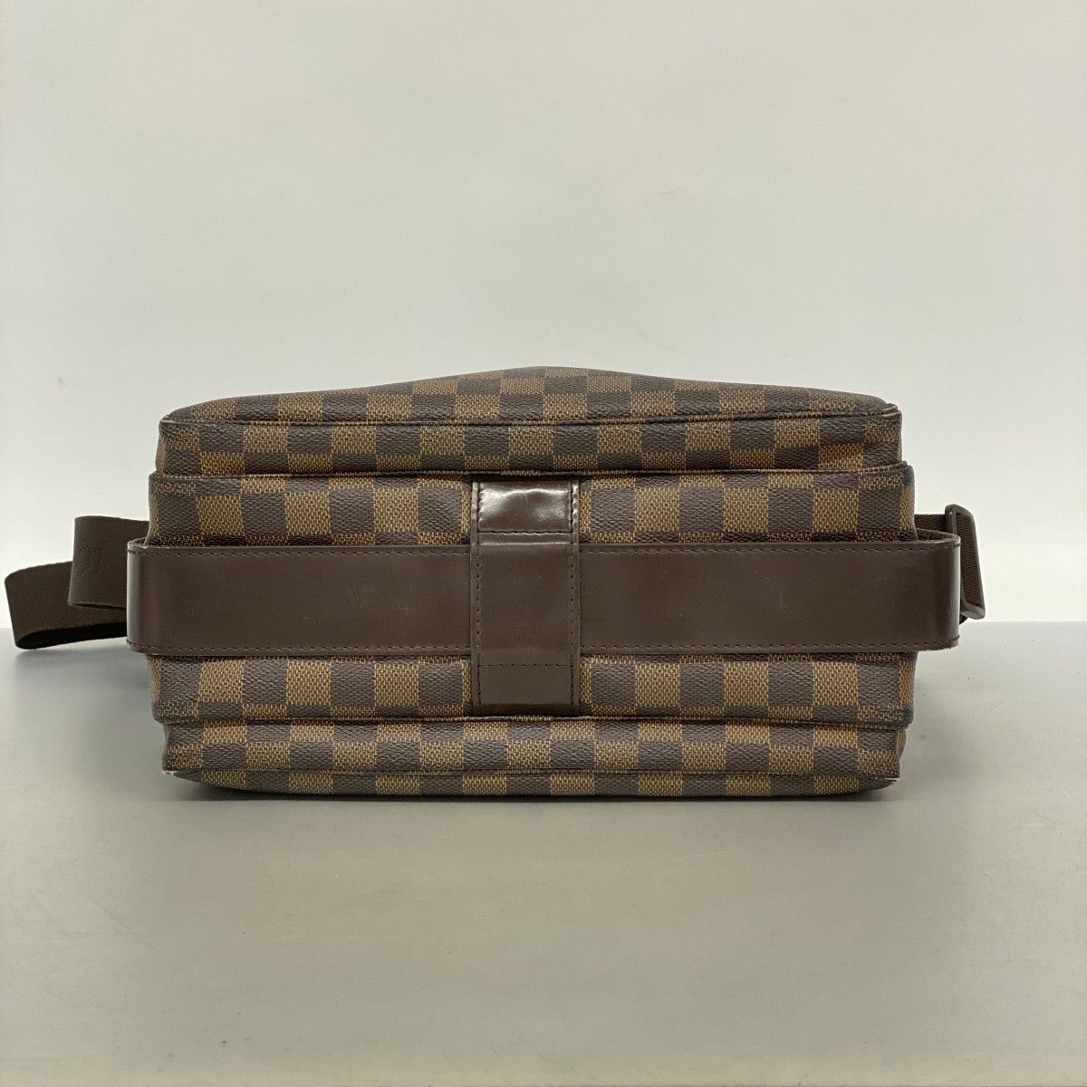 Louis Vuitton Shoulder Bag Damier Naviglio Ebene — view 3