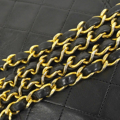 Chanel Shoulder Bag Quilted Lambskin Black Gold — view 9