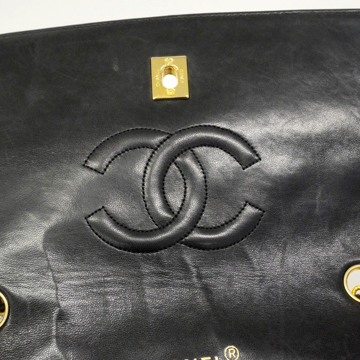 Chanel Shoulder Bag Quilted Lambskin Black Gold — view 8
