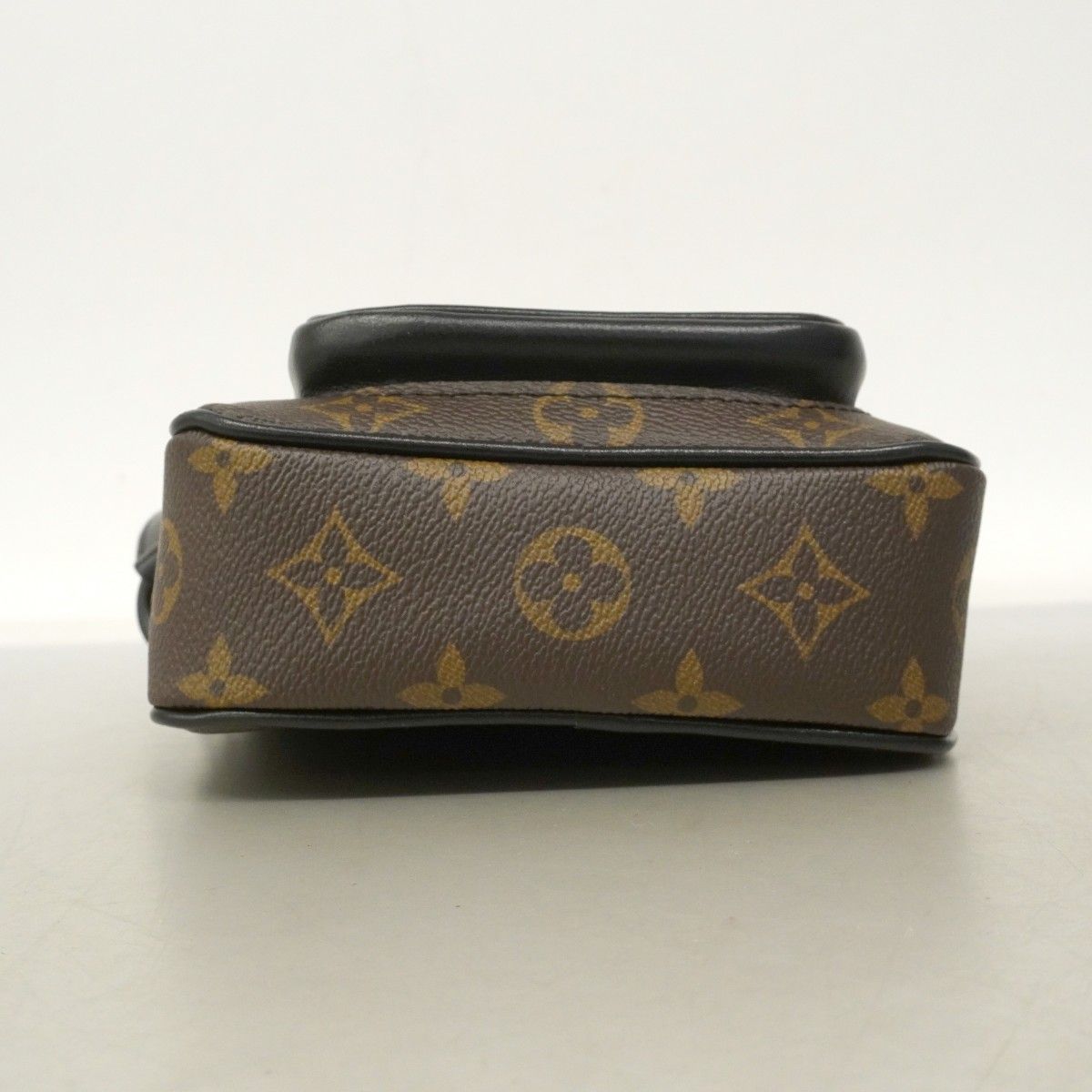 Louis Vuitton Shoulder Bag Monogram Macassar Christopher Wearable Wallet Brown — view 3