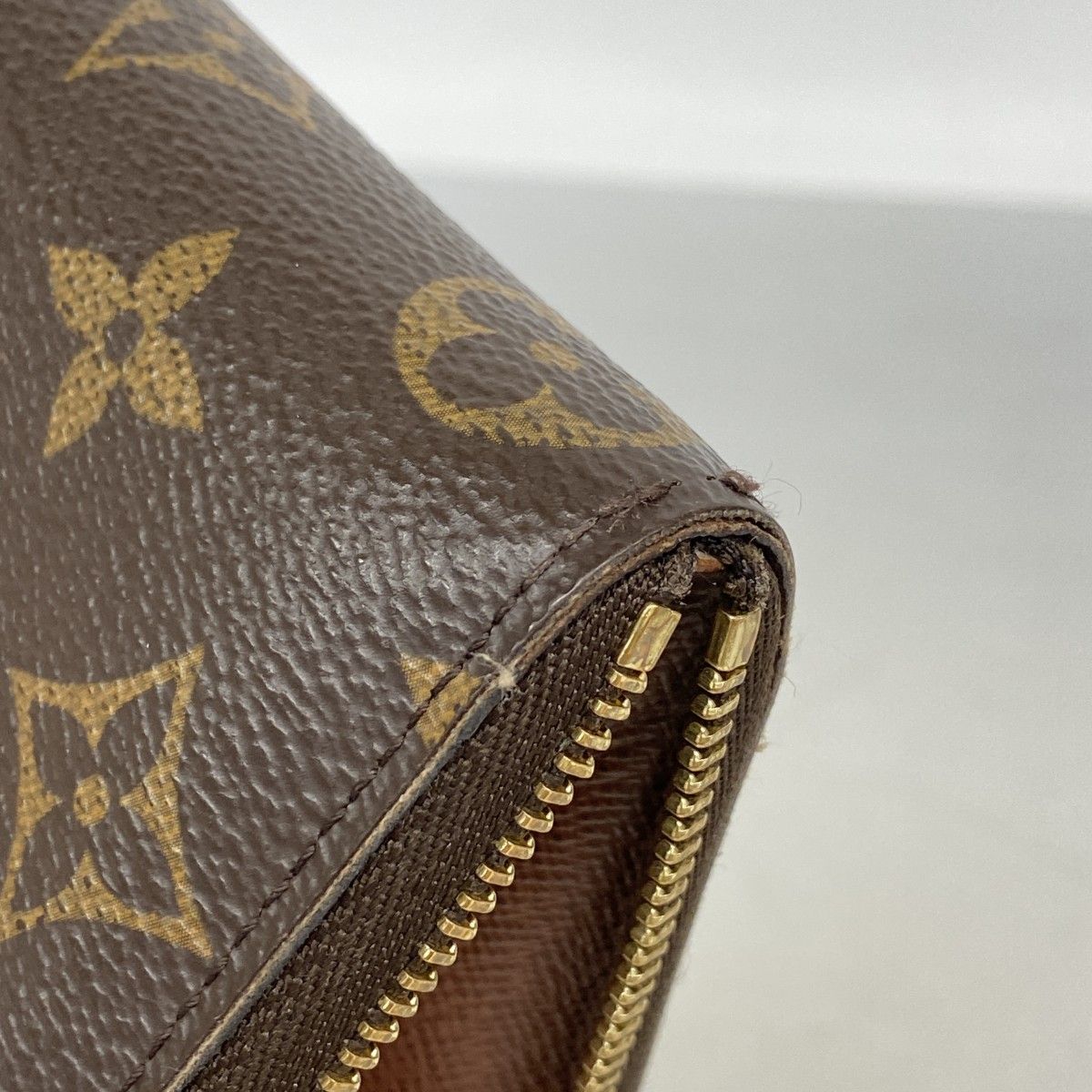 Louis Vuitton Coin Case Monogram Zippy Purse Brown — view 5