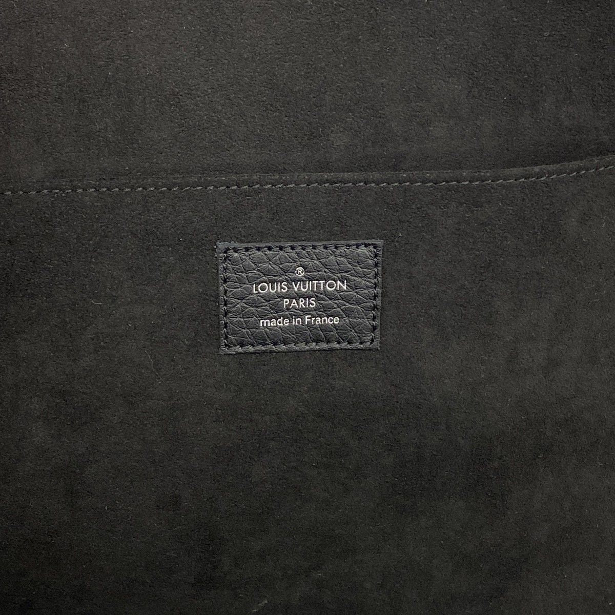 Louis Vuitton Clutch LV Circle Pochette Jour GM Noir — view 5