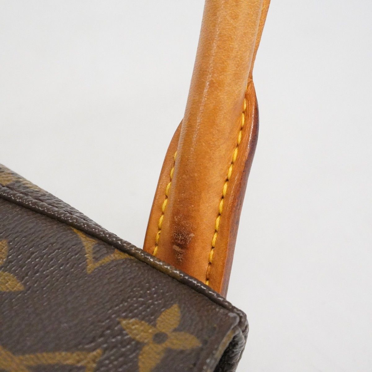 Louis Vuitton Shoulder Bag Monogram Looping MM Brown — view 7