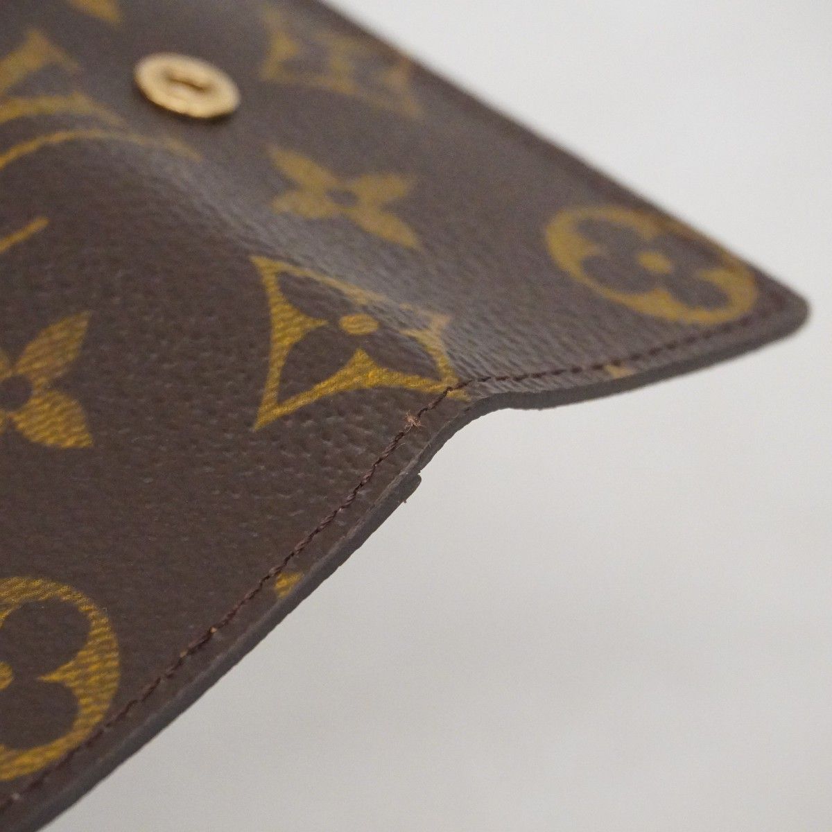 Louis Vuitton Key Case Monogram Multicles 4 Brown Key Holder — view 5