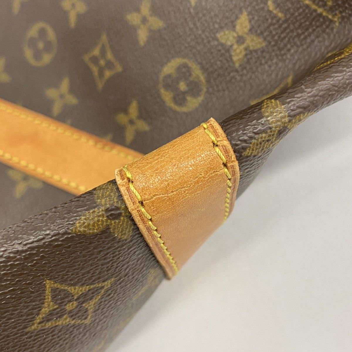 Louis Vuitton Boston Bag Monogram Keepall 60 Brown — view 7