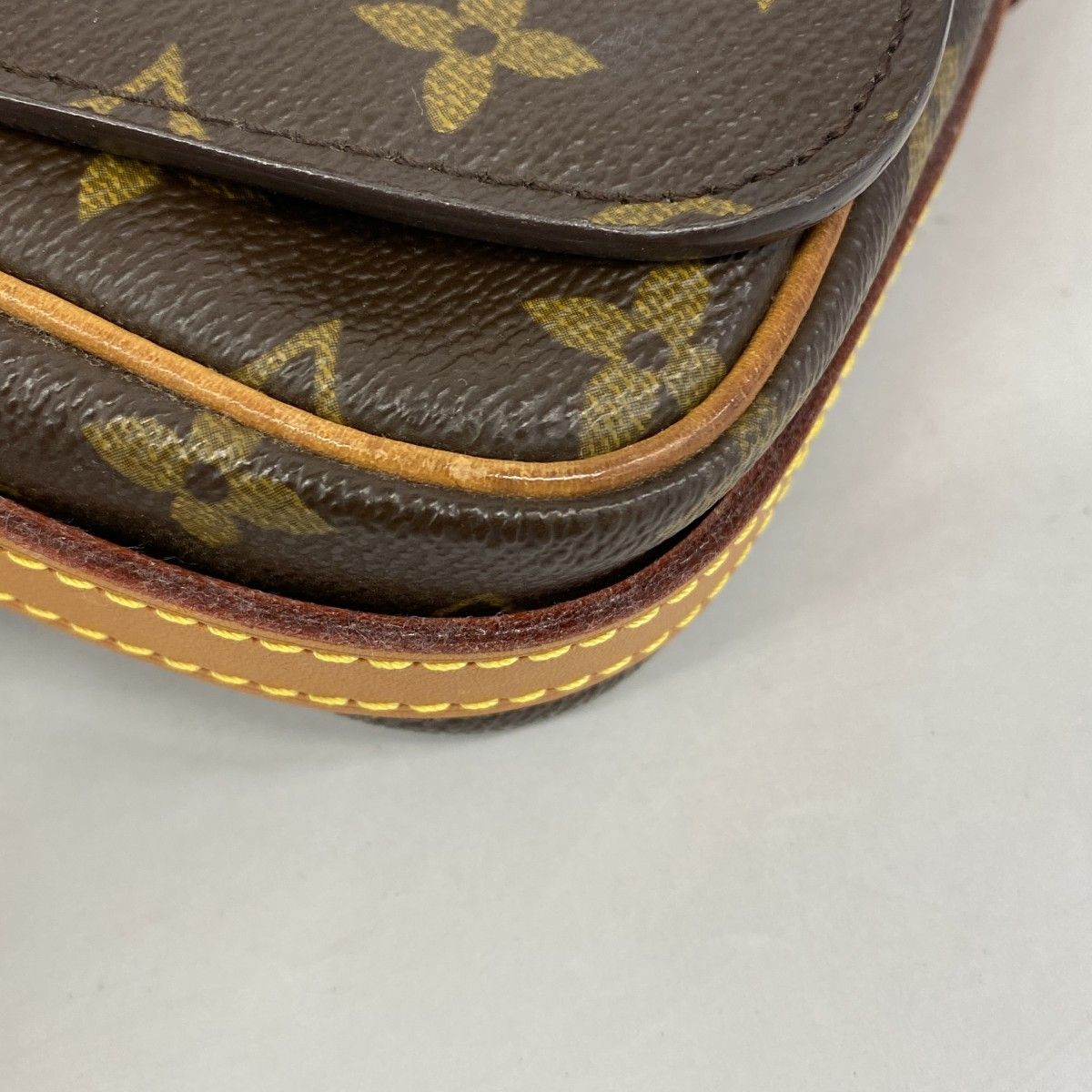 Louis Vuitton Shoulder Bag Monogram Saint Germain 24 Brown — view 6
