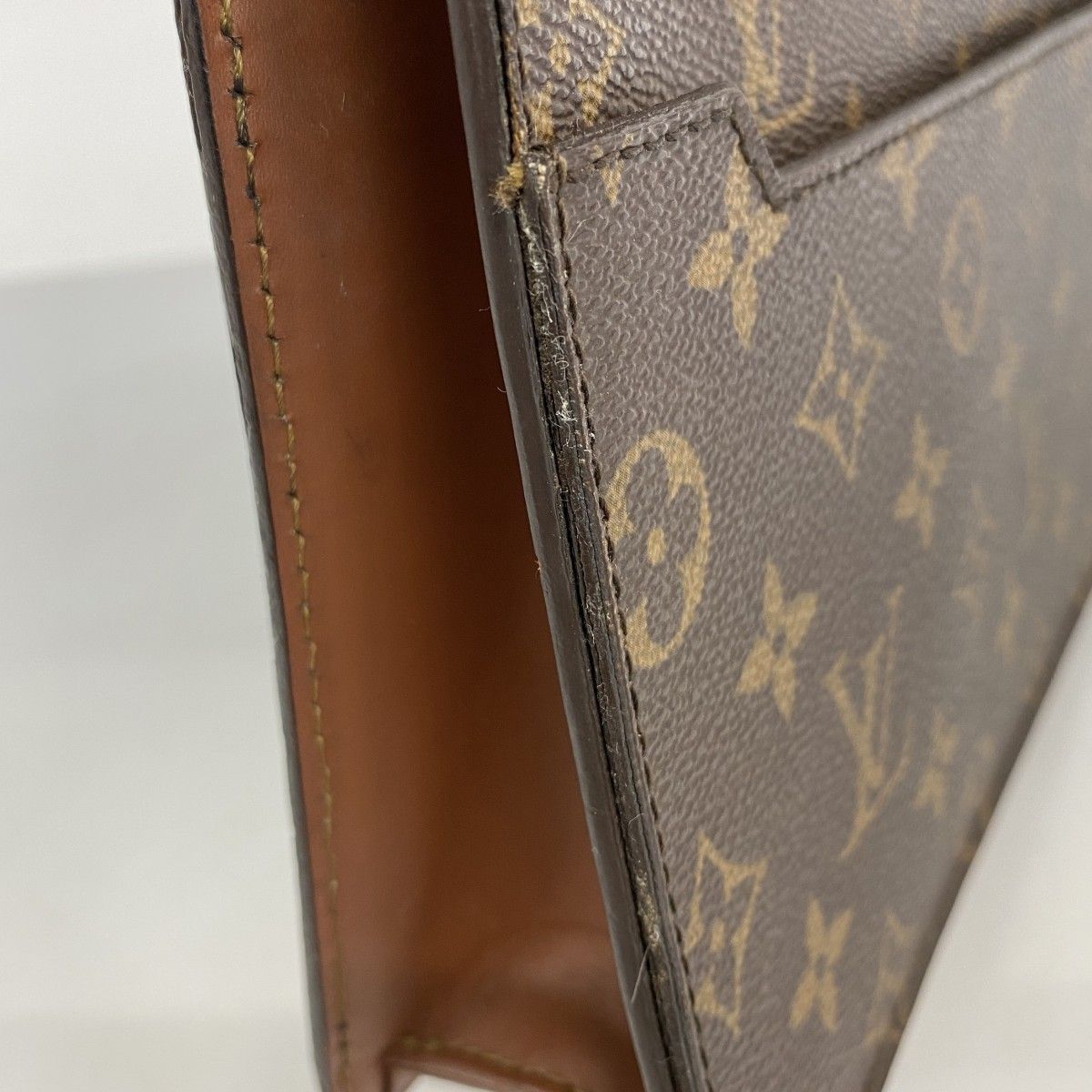 Louis Vuitton Clutch Monogram Pochette Homme Brown — view 8