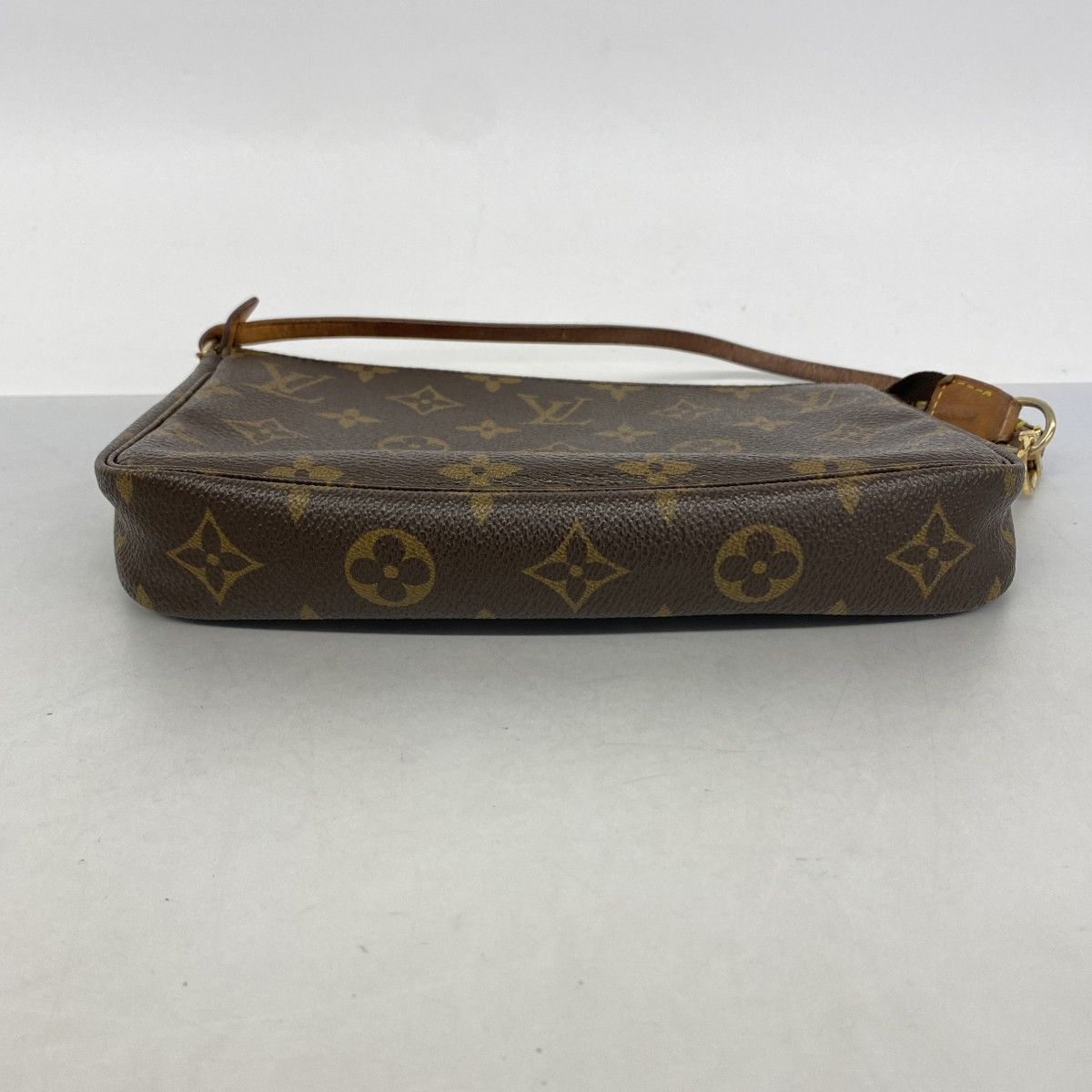 Louis Vuitton Pouch Monogram Pochette Brown — view 3