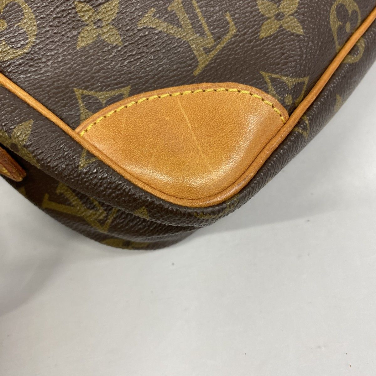 Louis Vuitton Shoulder Bag Monogram Trocadero 27 Brown — view 6