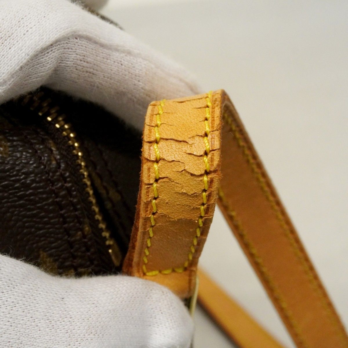 Louis Vuitton Shoulder Bag Monogram Trocadero 30 Brown — view 6