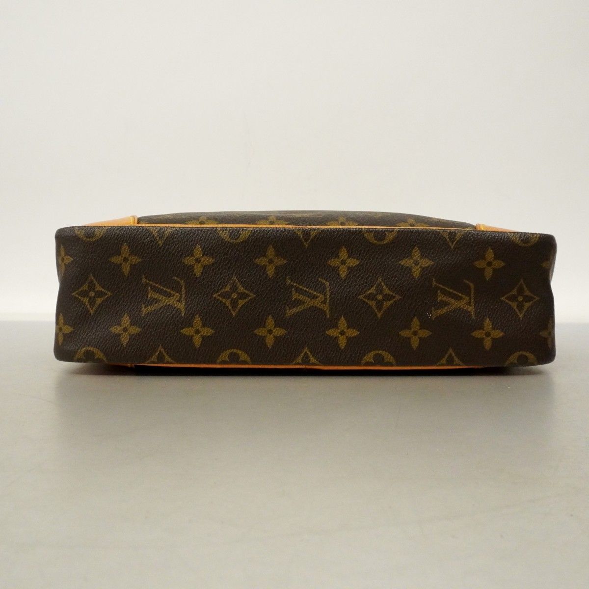 Louis Vuitton Shoulder Bag Monogram Trocadero 30 Brown — view 3