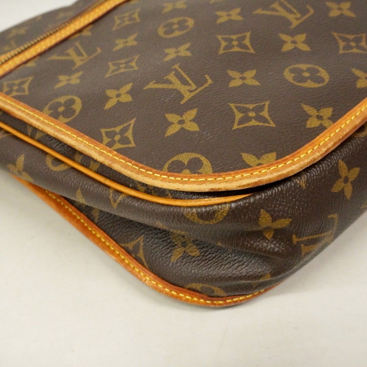 Louis Vuitton Shoulder Bag Monogram Messenger GM Bosford Brown — view 8