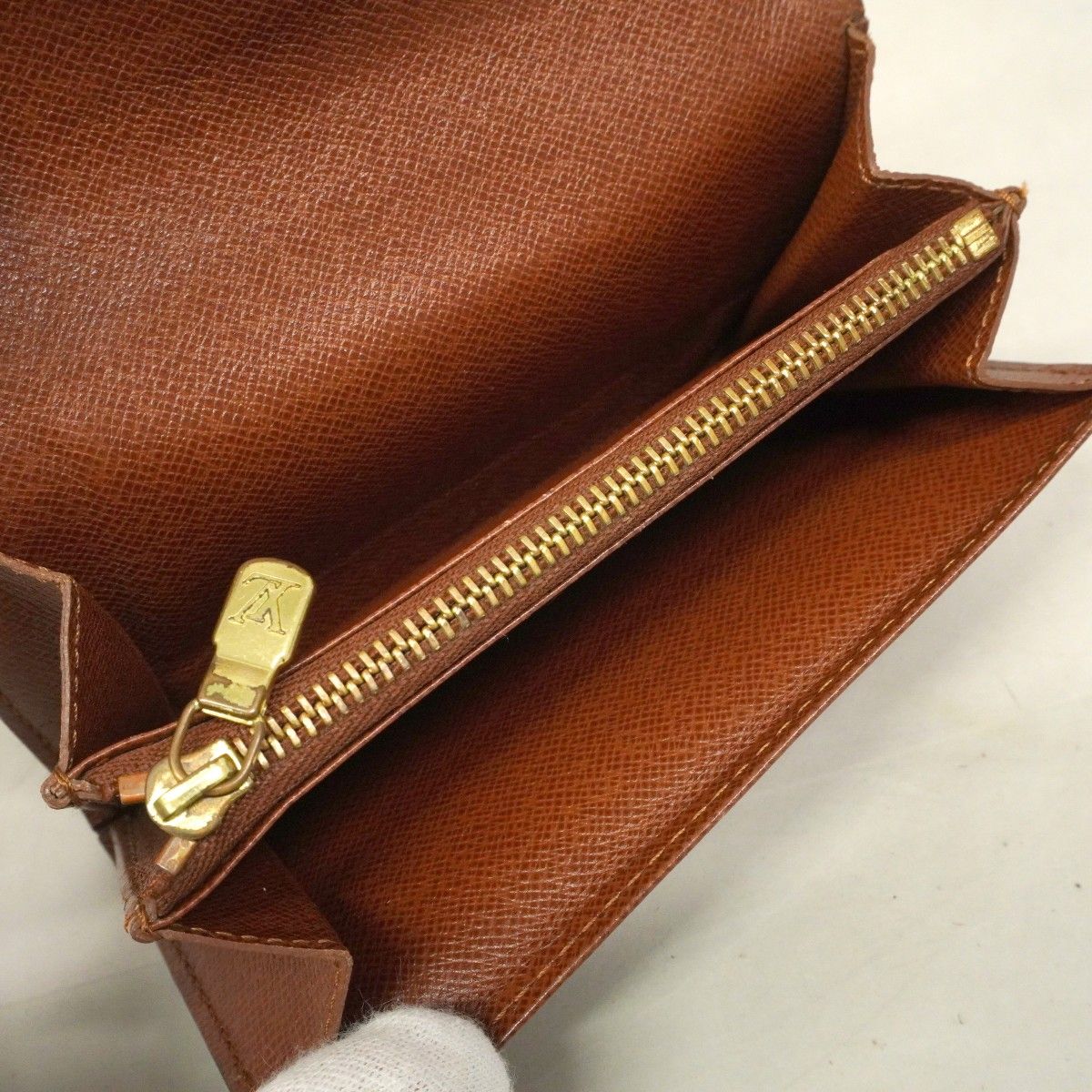 Louis Vuitton Coin Case Monogram Porte-Monnaie Gip Brown — view 4