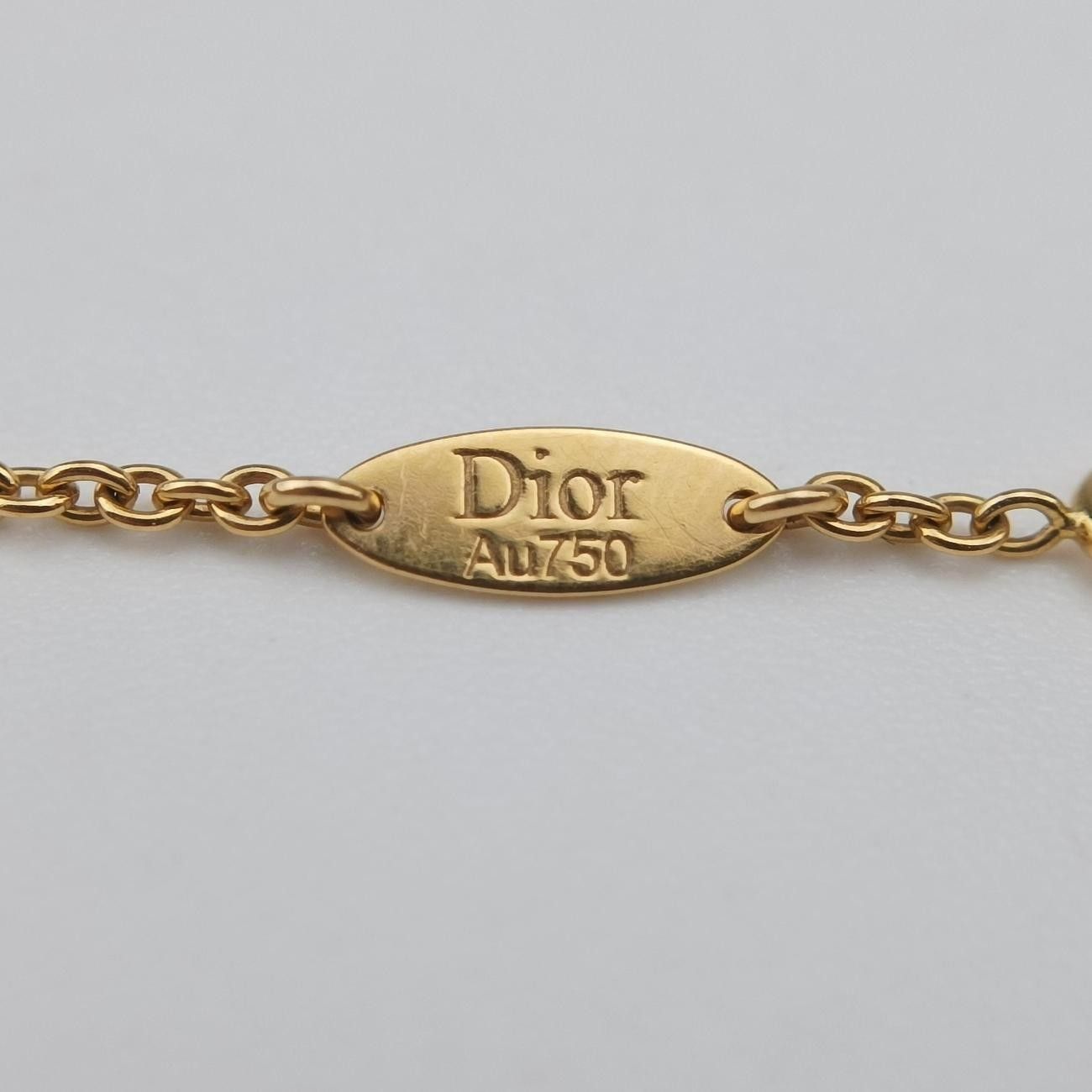 Dior Dio Amulet Yellow Gold White Necklace — view 5