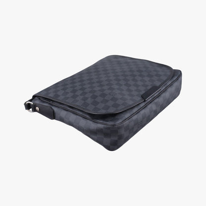Louis Vuitton Daniel MM Noir Damier Graphite Tote — view 5