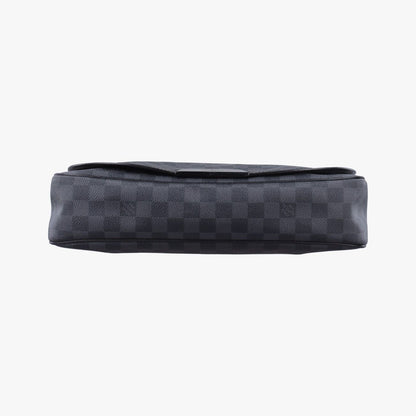 Louis Vuitton Daniel MM Noir Damier Graphite Tote — view 3