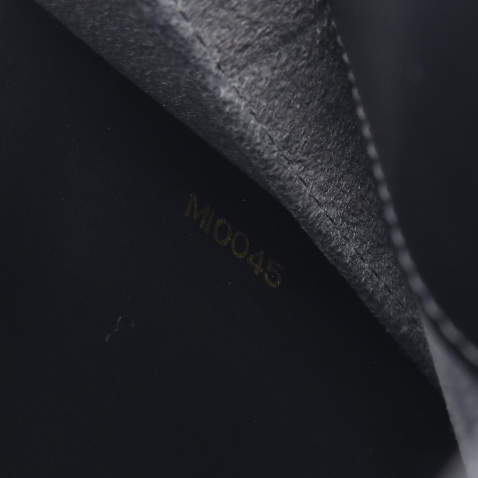 Louis Vuitton Handbag Pont Neuf Noir Leather — view 5