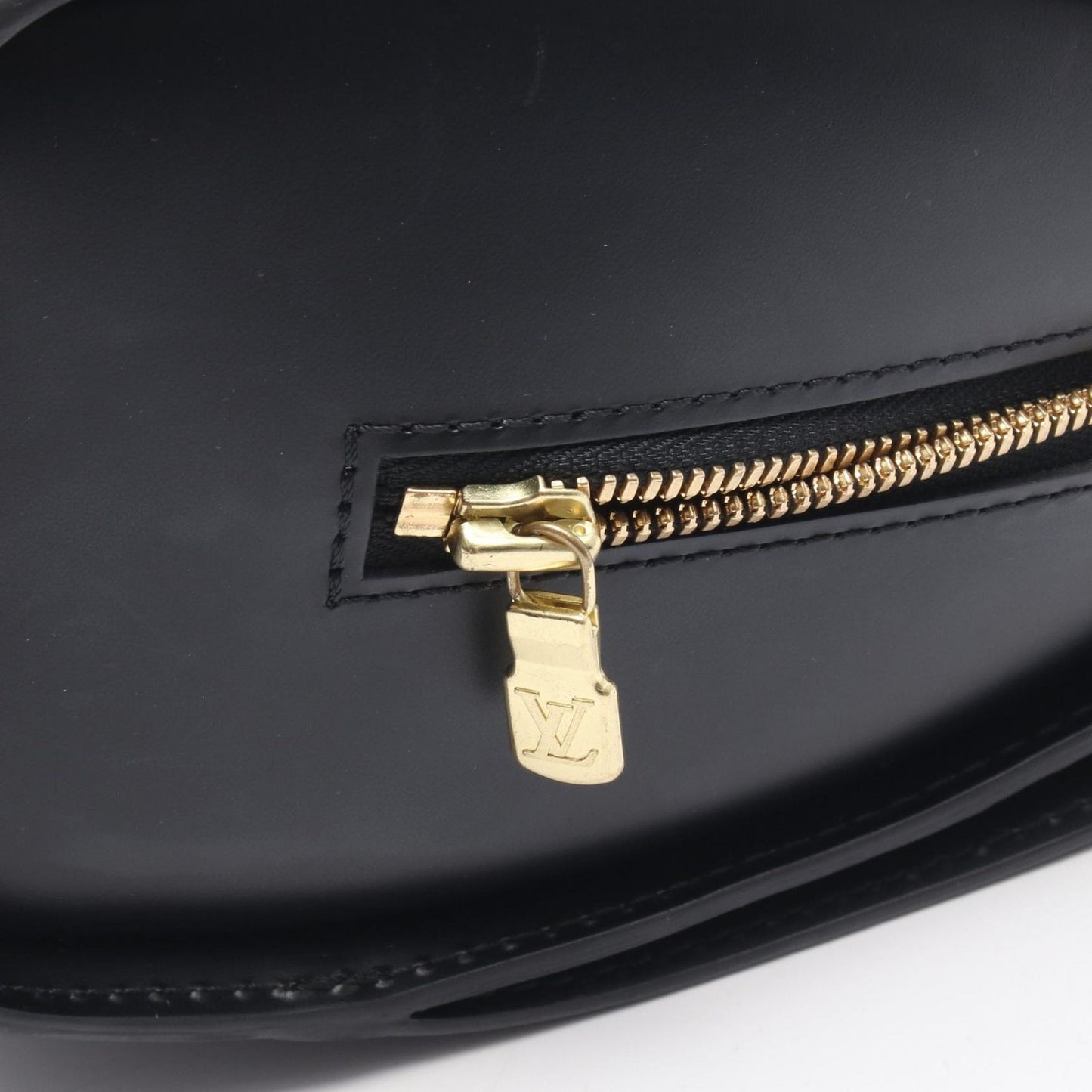 Louis Vuitton Handbag Pont Neuf Noir Leather — view 8